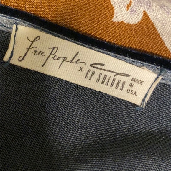 Free people - Picture 6 of 6